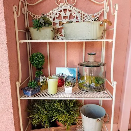 Luminoso A Pochi Minuti Da Duomo E Fiera Apartment