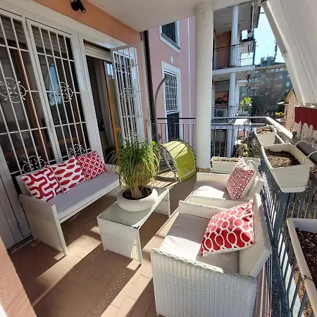 Apartman Luminoso A Pochi Minuti Da Duomo E Fiera